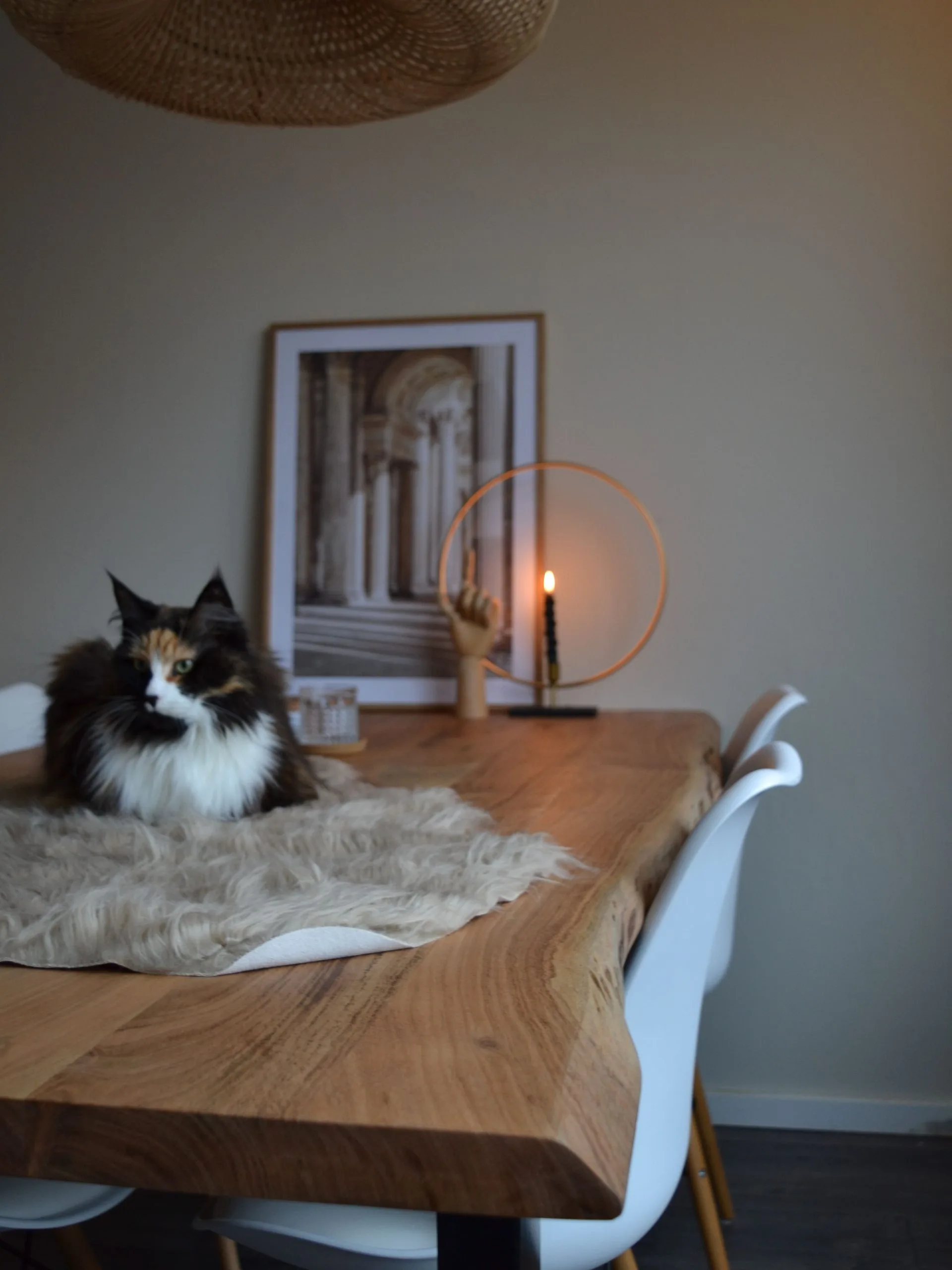 Beliani Sztuczna Skóra Owcza Beżowa MUNGO - obrazek 5