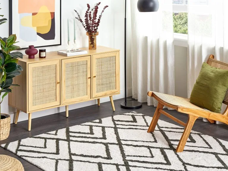 Beliani Dywan Bawełniany Włochacz 160 X 230 Cm Złamana Biel Z Zielonym YESILKOY 2 Beliani Dywan Bawełniany Włochacz 160 X 230 Cm Złamana Biel Z Zielonym YESILKOY - obrazek 2